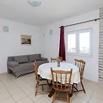 Apartman With Parking Space Grebastica, - 24046