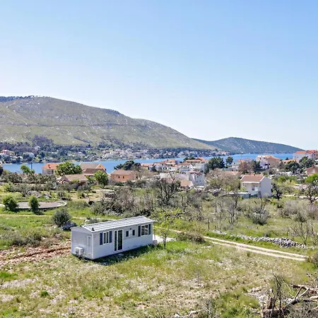 With Parking Space Grebastica, - 24046 Apartman *