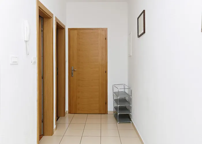 Daire With Parking Space Grebastica, - 24046