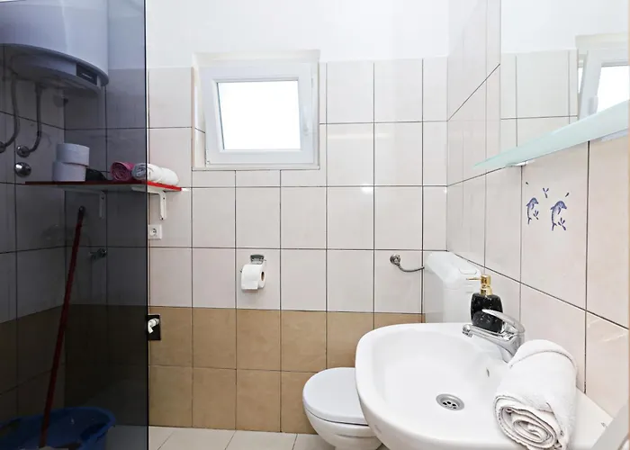 Apartman With Parking Space Grebastica, - 24046 Sibenik