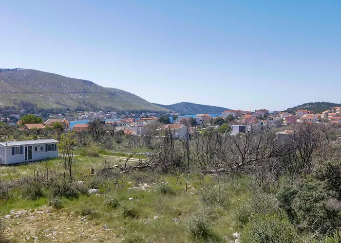 With Parking Space Grebastica, - 24046 Apartman Sibenik