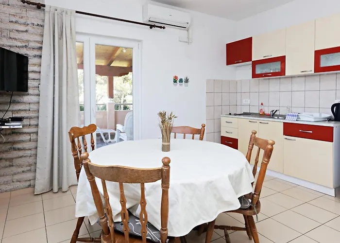 With Parking Space Grebastica, - 24046 * Sibenik