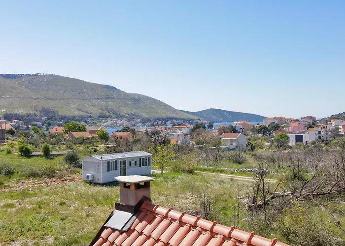 Apartman With Parking Space Grebastica, - 24046 Sibenik